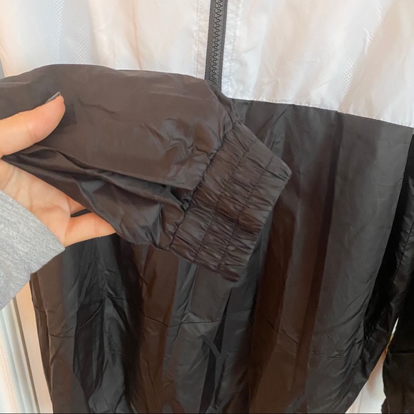 LF SEEK THE LABEL Black & White Color-block Jacket - Picture 4 of 7